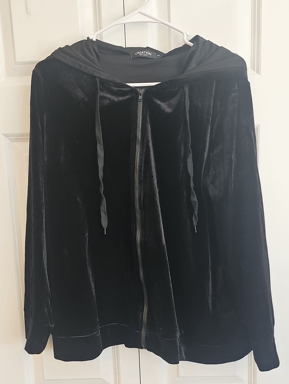 Creation Black Velvet Zip-Front Hoodie